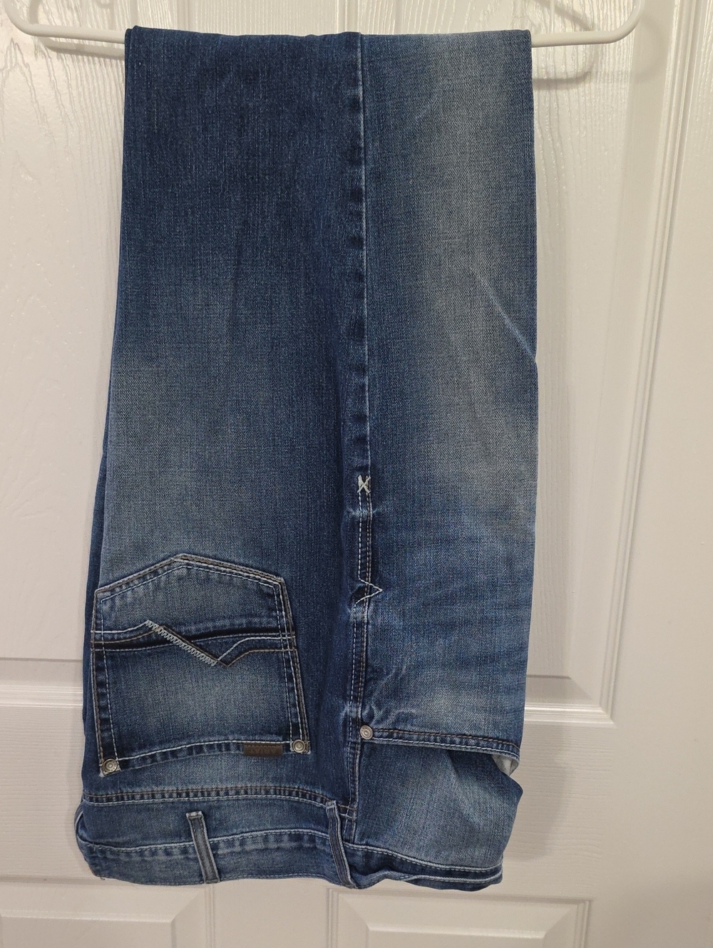 Ariat Men's Medium Blue Straight Leg Jeans